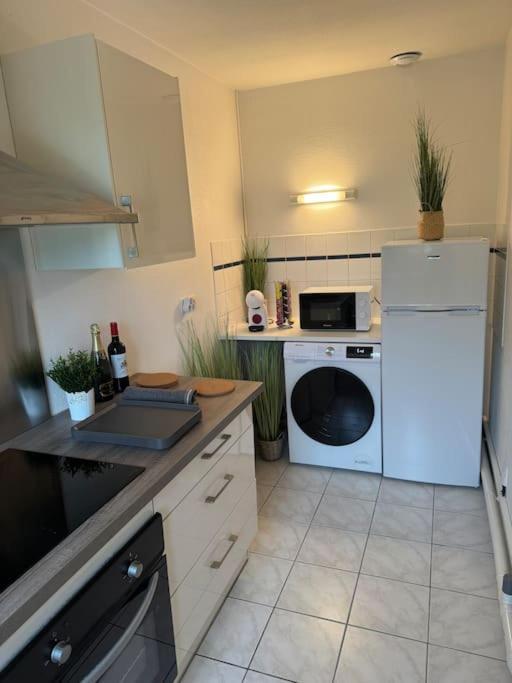 Appartement Confort Et Balcon Ludon-Médoc Exteriér fotografie