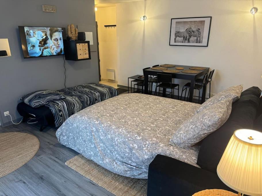 Appartement Confort Et Balcon Ludon-Médoc Exteriér fotografie